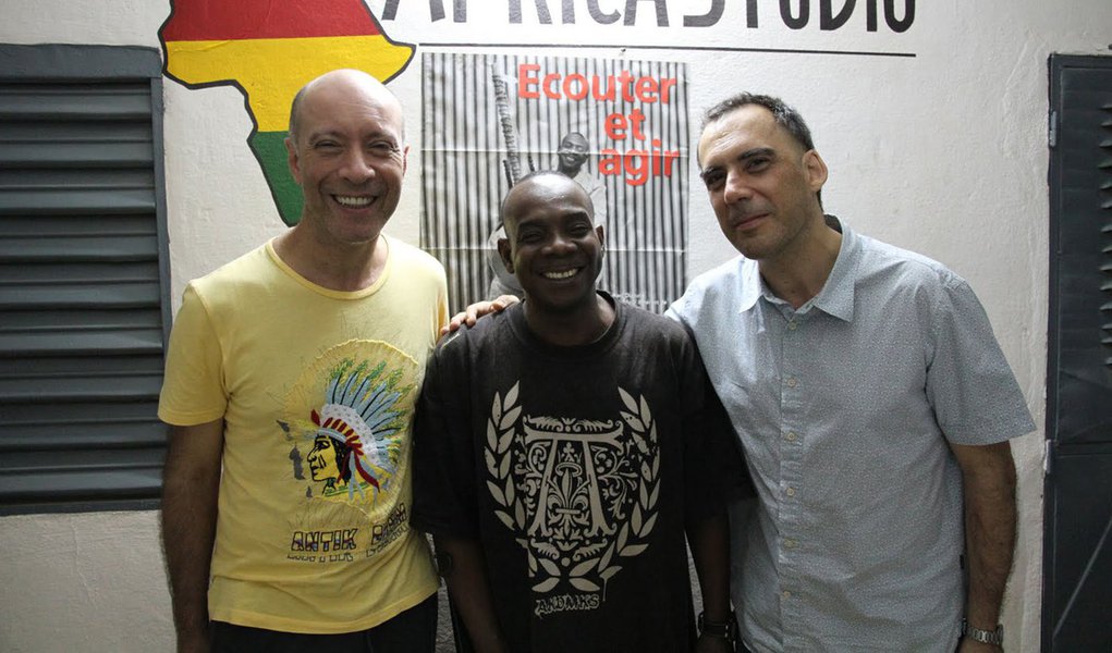 A "Curva da Cintura" é digna do rótulo “world music” (Foto: Divulgação ) A "Curva da Cintura" é digna do rótulo “world music”
