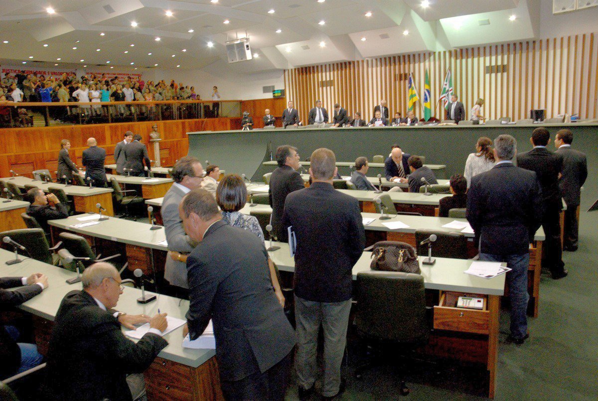 Justiça veta 14º e 15º salários aos deputados (Foto: Y. Maeda/Assembleia) Justiça veta 14º e 15º salários aos deputados