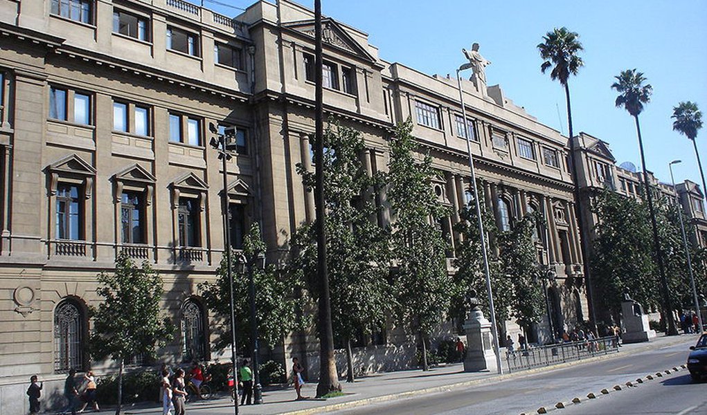 MEC divulga lista de cursos superiores com nota ruim MEC divulga lista de cursos superiores com nota ruim