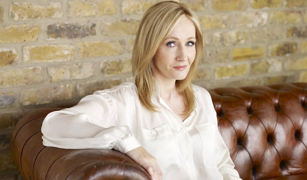 Novo livro de J.K. Rowling será lançado pela Nova Fronteira (Foto: Divulgação) Novo livro de J.K. Rowling será lançado pela Nova Fronteira