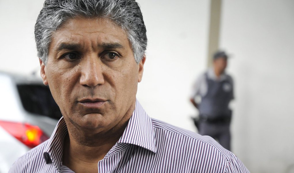 Pelado, pelado, nu, com a mão no bolso (Foto: Folhapress) Pelado, pelado, nu, com a mão no bolso