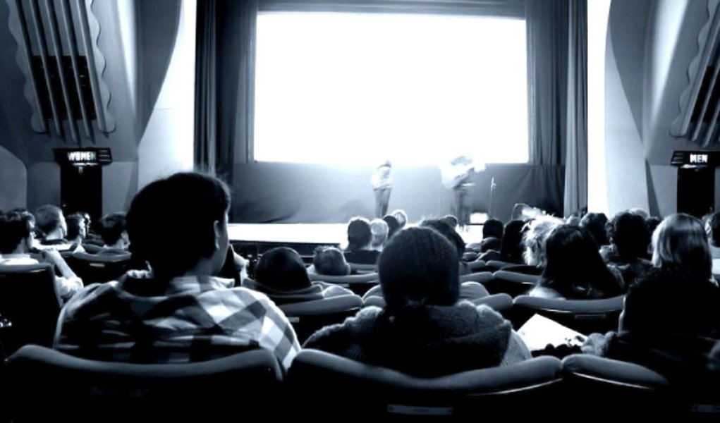 A sessão de cinema que ninguém sabe quando vai acontecer (Foto: Divulgação) A sessão de cinema que ninguém sabe quando vai acontecer