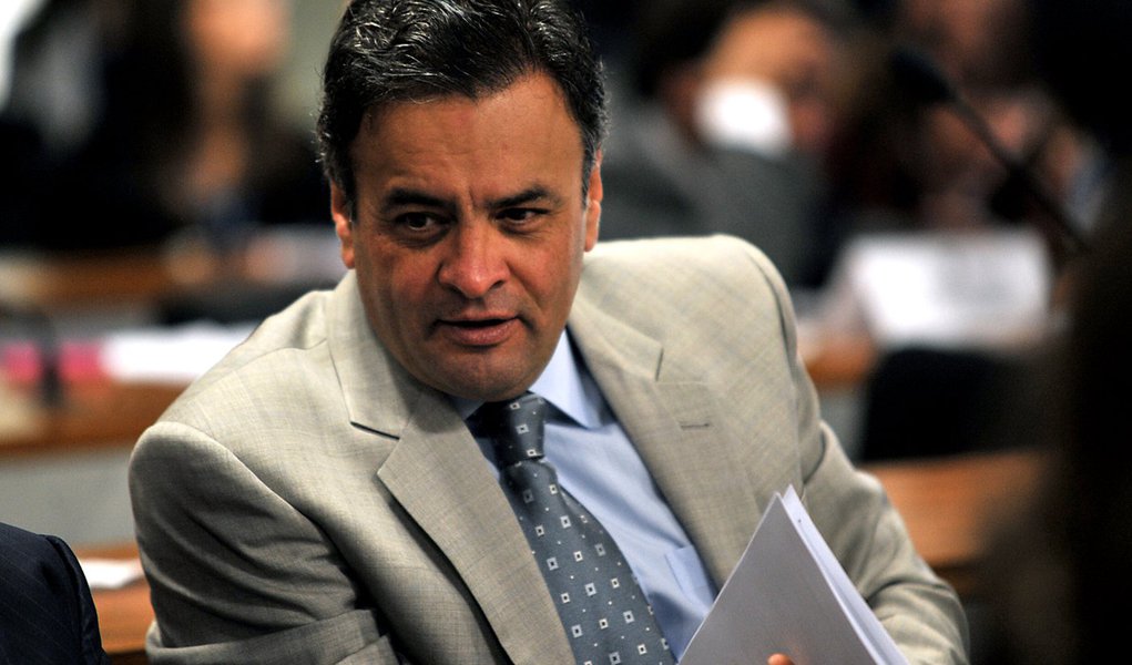 Em artigo, Aécio defende legado das privatizações (Foto: Antonio Cruz/Agência Brasil) Em artigo, Aécio defende legado das privatizações