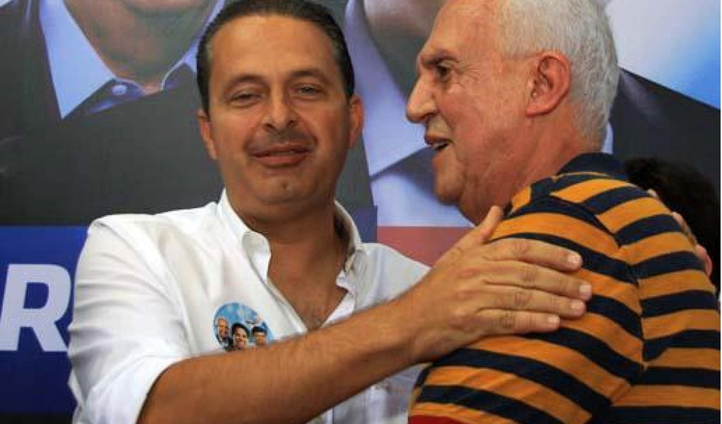 Jarbas e Eduardo: mais próximos do que nunca (Foto: Divulgação) Jarbas e Eduardo: mais próximos do que nunca