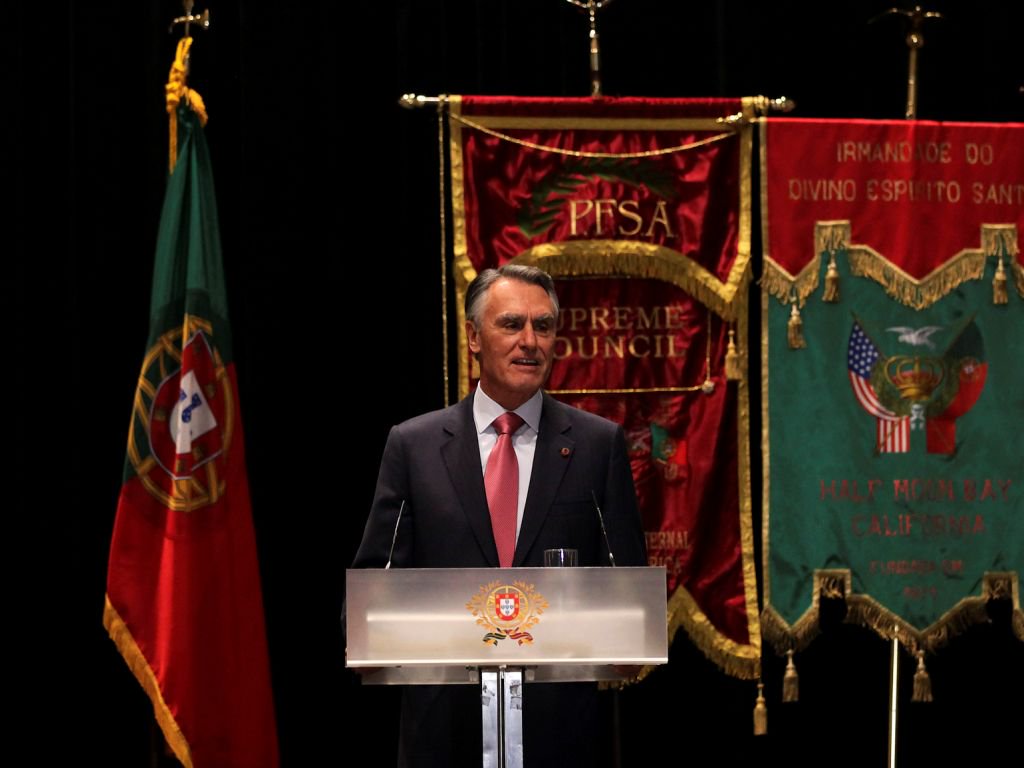 Portugal questiona na Justiça o próprio orçamento Portugal questiona na Justiça o próprio orçamento