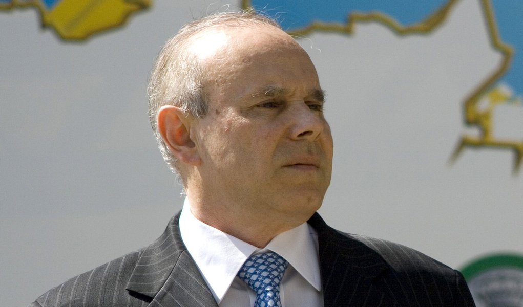 Mantega contesta FMI e diz que Brasil continuará intervenção cambial (Foto: Divulgação) Mantega contesta FMI e diz que Brasil continuará intervenção cambial