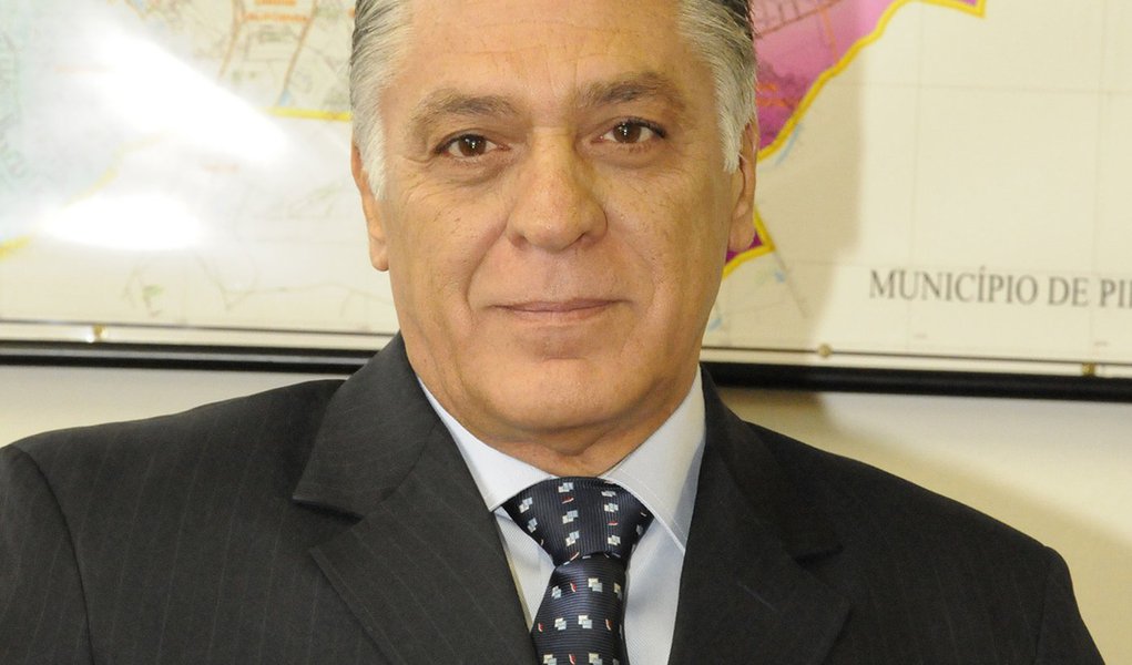 Prefeito de Piracicaba promete diálogo com população Prefeito de Piracicaba promete diálogo com população