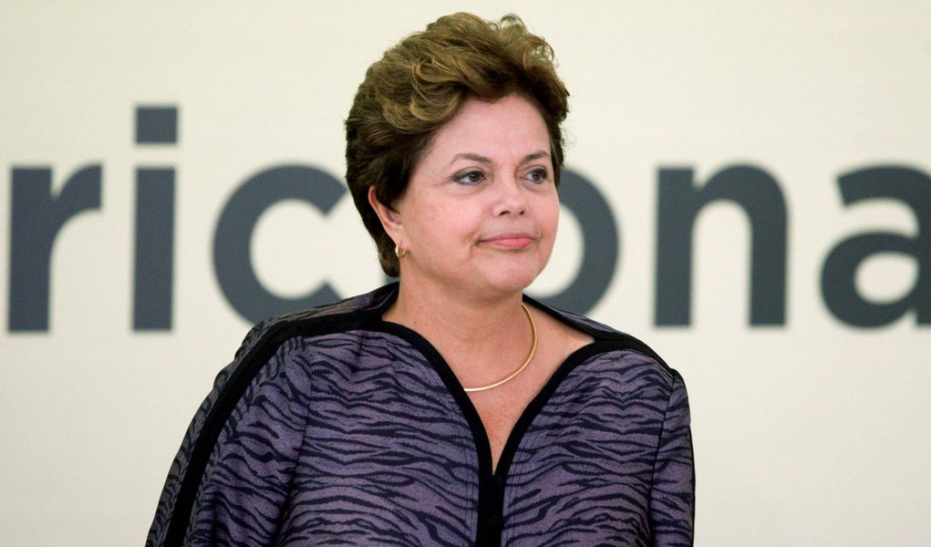 ‘Brasil só chegará a ser a sexta potência se a sua população for também’, diz Dilma (Foto: Sérgio Lima/Folhapress) ‘Brasil só chegará a ser a sexta potência se a sua população for também’, diz Dilma