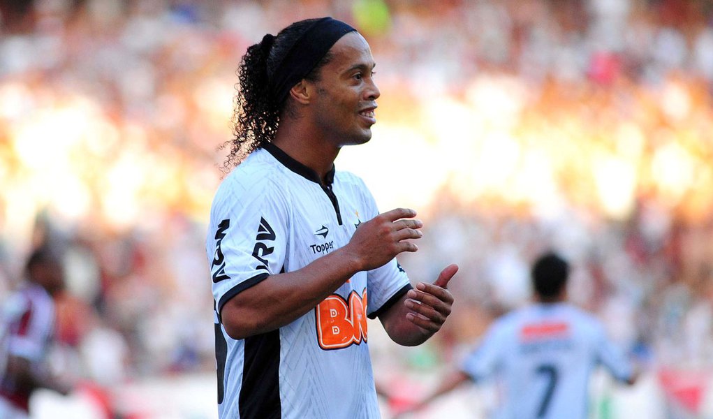 Em alta no Brasileirão, mal na CPI (Foto: Folhapress) Em alta no Brasileirão, mal na CPI