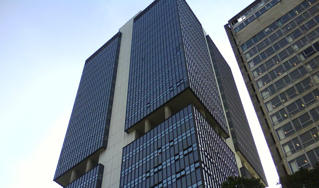 Copom reduz taxa básica de juros para 9% ao ano (Foto: Divulgação) Copom reduz taxa básica de juros para 9% ao ano