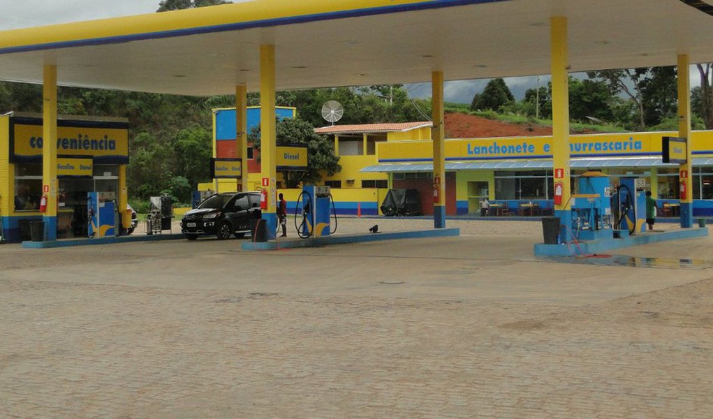 Minas sofre com abastecimento irregular de combustível (Foto: Divulgação) Minas sofre com abastecimento irregular de combustível