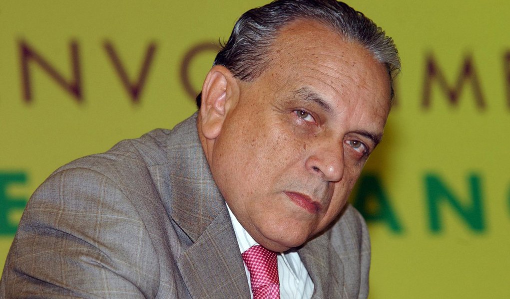Sérgio Guerra: “política de prevenção é irresponsável” (Foto: Elza Fiuza/ABr) Sérgio Guerra: “política de prevenção é irresponsável”