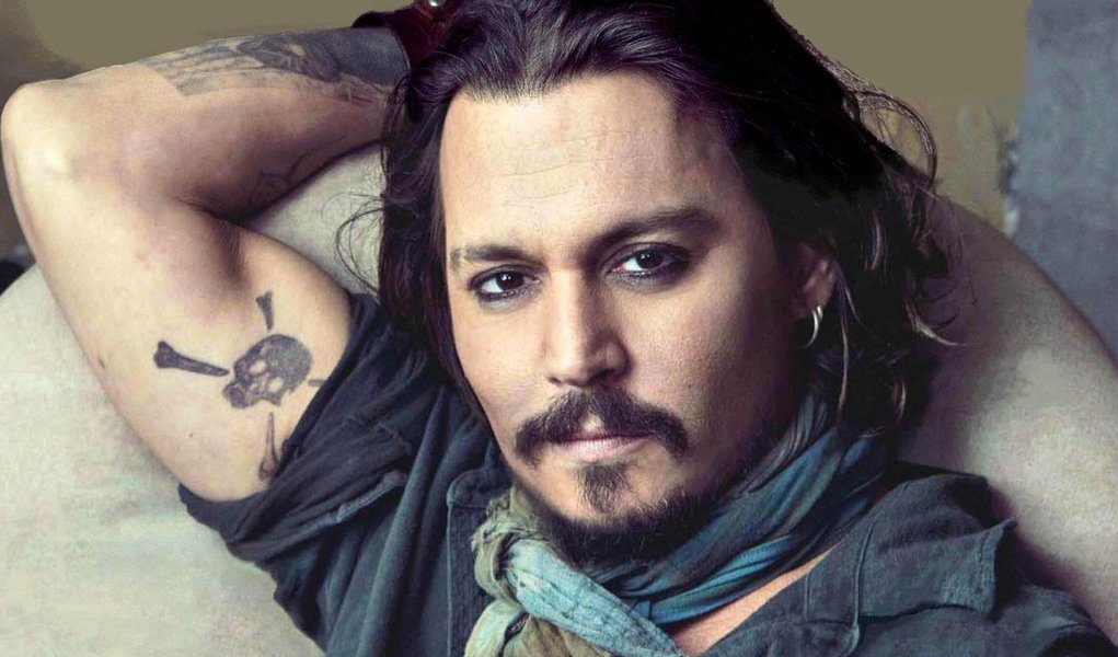 Johnny Depp é processado por danos contra mulher (Foto: DIVULGAÇÃO) Johnny Depp é processado por danos contra mulher