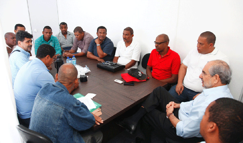 Kertész recebe apoio de candidatos a vereador de outras coligações (Foto: Divulgação) Kertész recebe apoio de candidatos a vereador de outras coligações