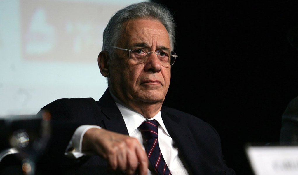 FHC: com Lula, o PT é um perigo nacional FHC: com Lula, o PT é um perigo nacional