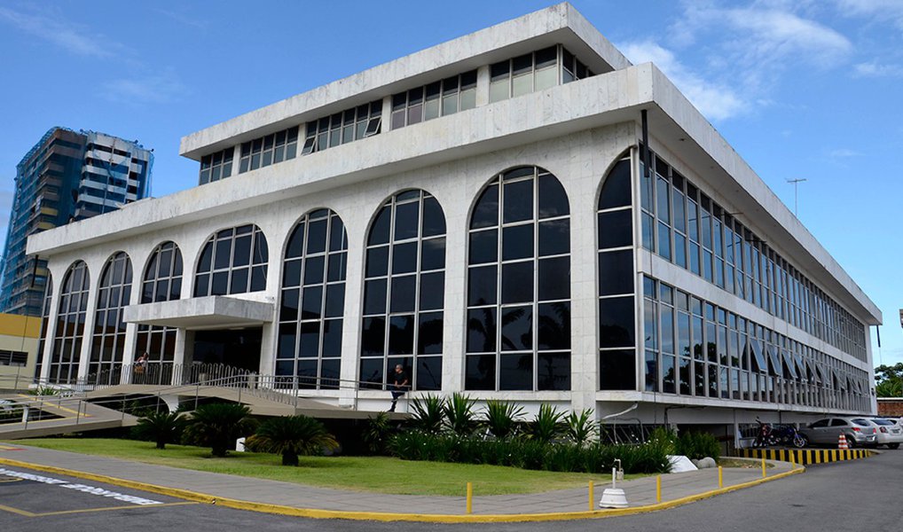 TCE bloqueia recurso de prefeitura TCE bloqueia recurso de prefeitura