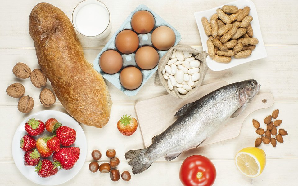 Alergia e crianças. Nenhum alimento deve ser banido (Foto: iStock) Alergia e crianças. Nenhum alimento deve ser banido
