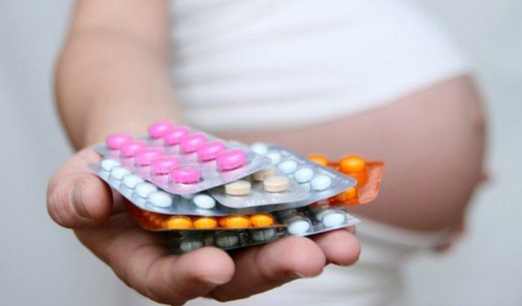 Antidepressivos durante a gravidez aumentam risco de autismo em 87% Antidepressivos durante a gravidez aumentam risco de autismo em 87%