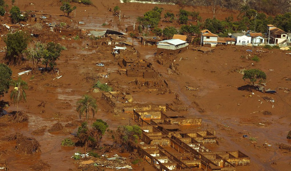 Trag dia Em Mariana Deve Criar desertos De Lama Brasil 247