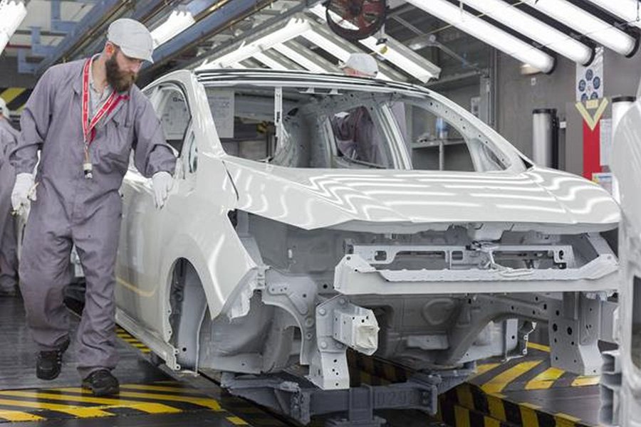 Novo Nissan LEAF começa a ser produzido na Europa Novo Nissan LEAF começa a ser produzido na Europa