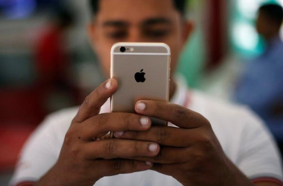 Conheça 10 mitos e verdades sobre o desempenho da bateria do celular Conheça 10 mitos e verdades sobre o desempenho da bateria do celular