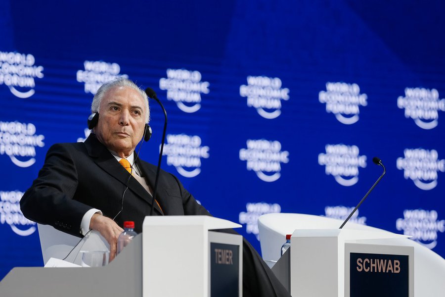 Com Brasil irrelevante, ninguém quis sair na foto com Temer em Davos (Foto: Beto Barata/PR) Com Brasil irrelevante, ninguém quis sair na foto com Temer em Davos