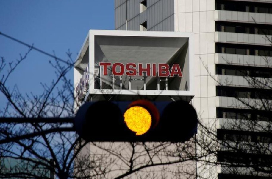 Toshiba considera IPO de unidade de chips de memória, diz Financial Times Toshiba considera IPO de unidade de chips de memória, diz Financial Times