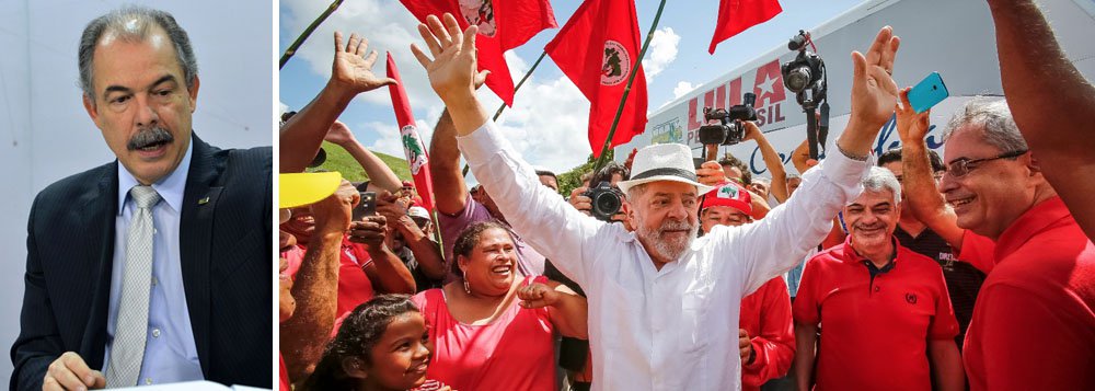 Mercadante: condomínio golpista não encontrou nada que pudesse disputar com Lula Mercadante: condomínio golpista não encontrou nada que pudesse disputar com Lula