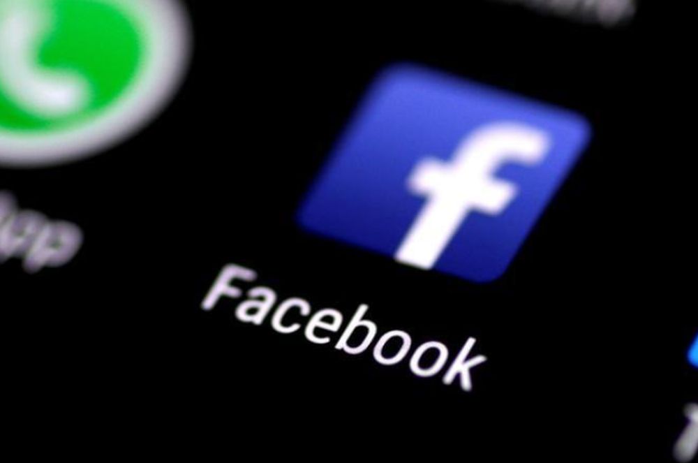 Redes sociais aceleram remoção de discurso de ódio, diz UE Redes sociais aceleram remoção de discurso de ódio, diz UE