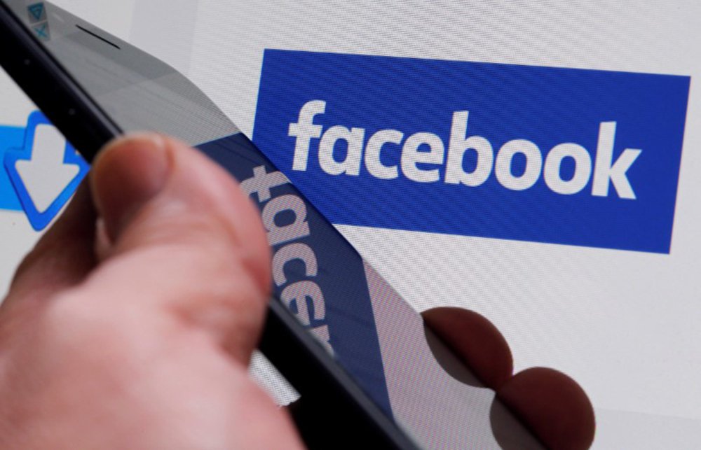 Índices acionários mudam classificação do setor de telecomunicações para incluir Facebook, Netflix e Alphabet (Foto: Regis Duvignau / Reuters) Índices acionários mudam classificação do setor de telecomunicações para incluir Facebook, Netflix e Alphabet