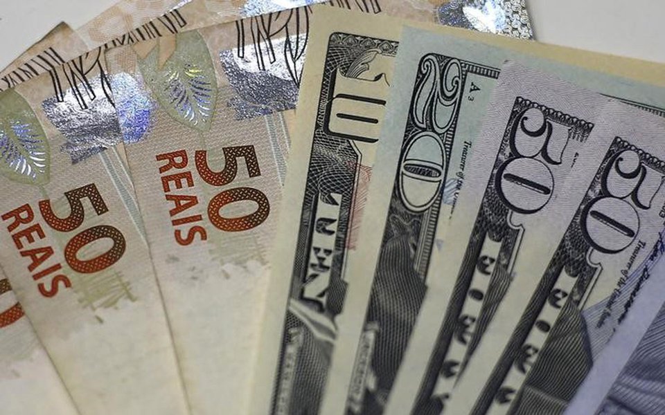 Comissão mista aprova que fintechs atuem no microcrédito (Foto: REUTERS/Ricardo Moraes) Comissão mista aprova que fintechs atuem no microcrédito