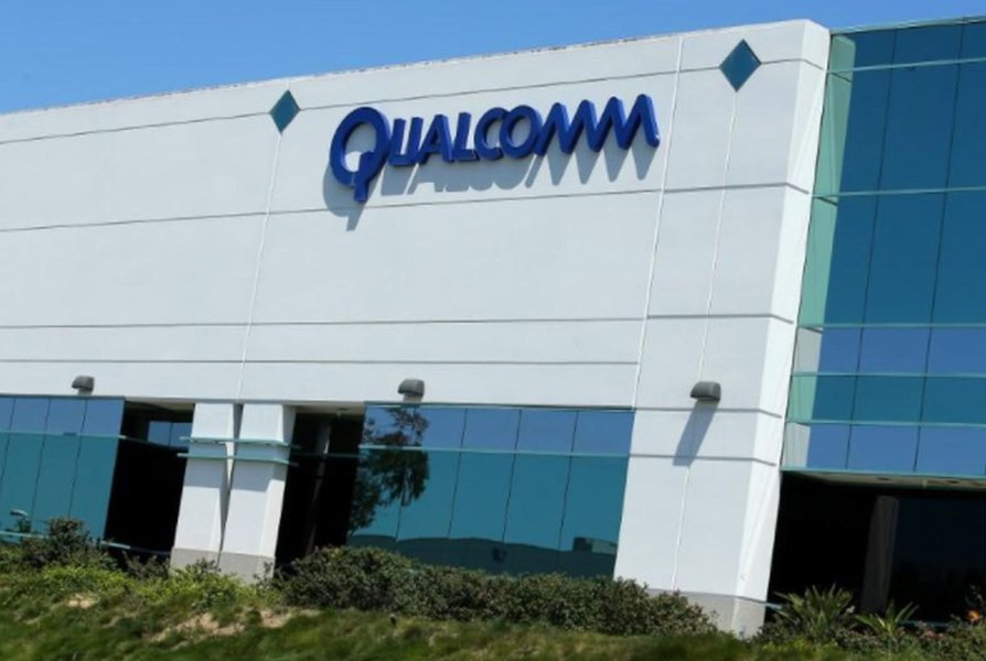 Broadcom eleva oferta de compra da Qualcomm para US$121 bilhões Broadcom eleva oferta de compra da Qualcomm para US$121 bilhões