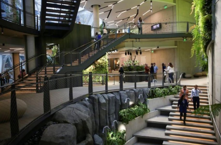 Amazon inaugura sede remodelada Seattle Amazon inaugura sede remodelada Seattle