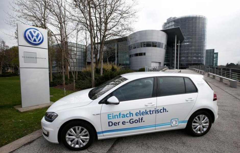 Volkswagen busca orientação para design de carro elétrico em produtos da Apple Volkswagen busca orientação para design de carro elétrico em produtos da Apple