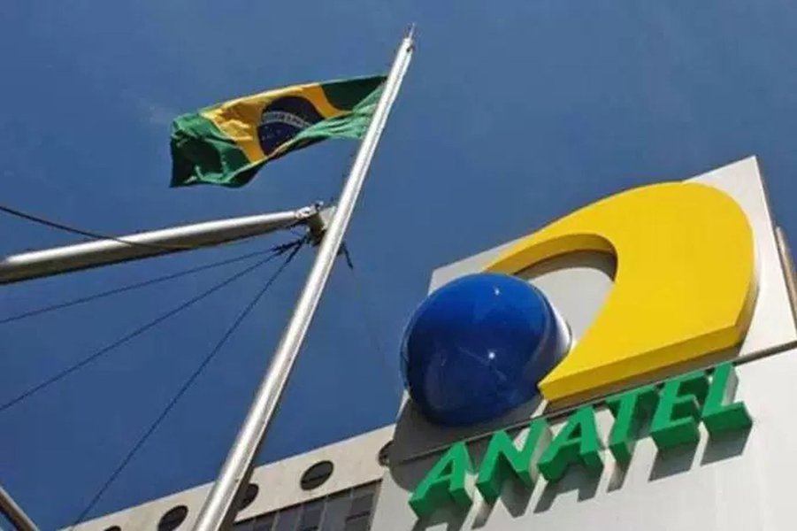 Base de clientes de TV por assinatura recua 4% em 12 meses até fevereiro, diz Anatel Base de clientes de TV por assinatura recua 4% em 12 meses até fevereiro, diz Anatel