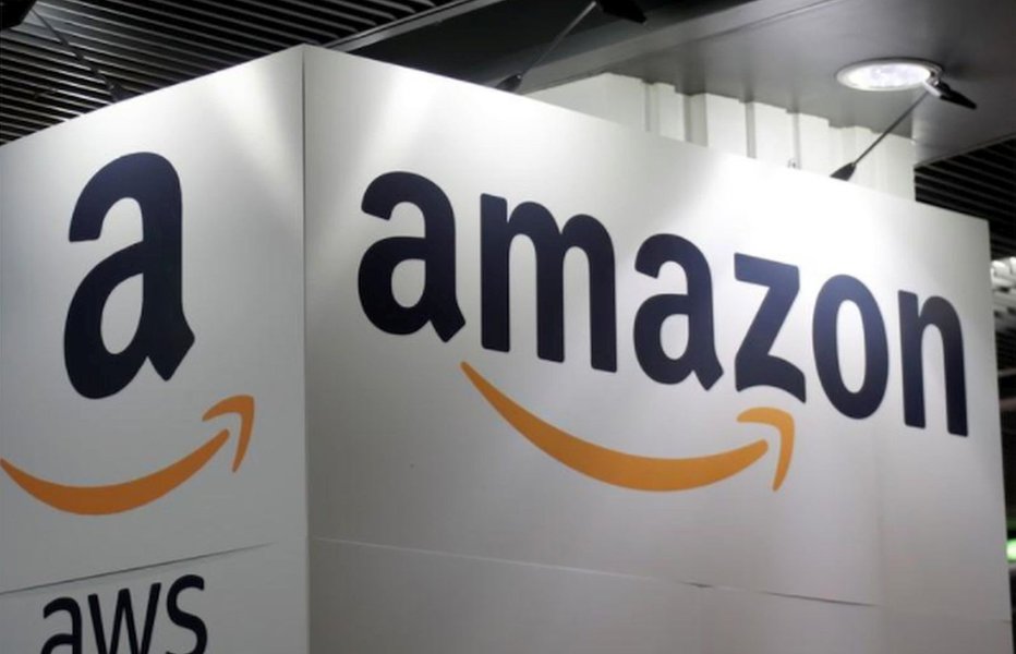 Amazon engaveta planos de vender e distribuir medicamentos para hospitais, diz CNBC Amazon engaveta planos de vender e distribuir medicamentos para hospitais, diz CNBC