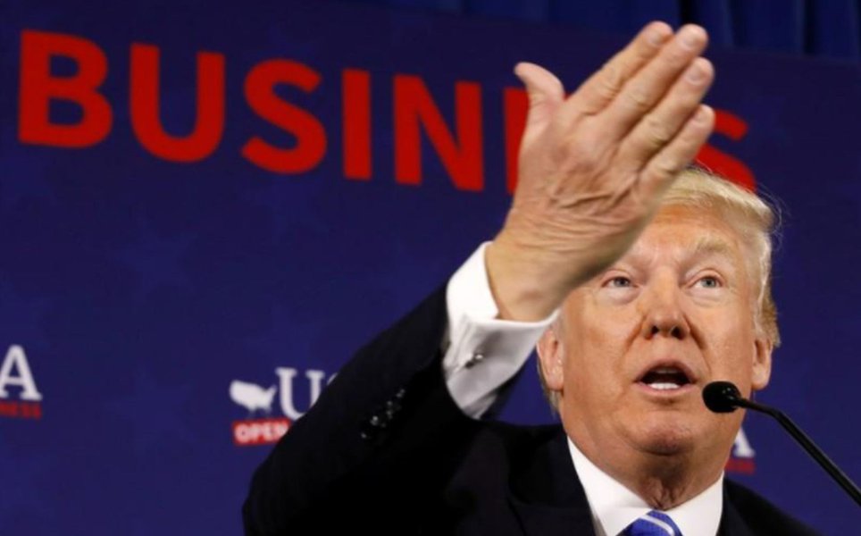 Trump ataca Washington Post, chama jornal de "lobista chefe" da Amazon Trump ataca Washington Post, chama jornal de "lobista chefe" da Amazon