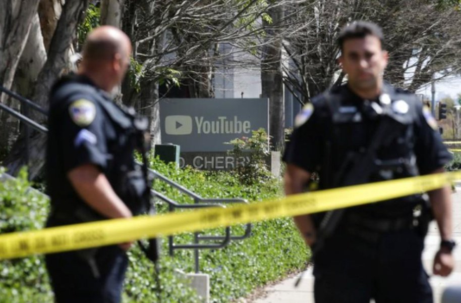 Líderes de empresas de tecnologia pedem controle de armas após tiroteio no Youtube Líderes de empresas de tecnologia pedem controle de armas após tiroteio no Youtube