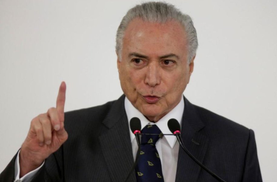 Temer decide manter reajuste dos servidores civis em 2019 Temer decide manter reajuste dos servidores civis em 2019