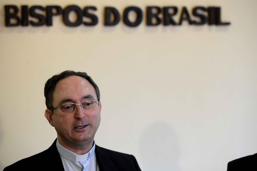 Cardeal da CNBB é alvo de ataques por tema da Campanha da Fraternidade Cardeal da CNBB é alvo de ataques por tema da Campanha da Fraternidade