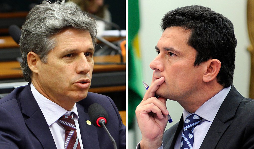 Teixeira: ‘rasgar a Constituição é o exercício matinal de Moro’ Teixeira: ‘rasgar a Constituição é o exercício matinal de Moro’