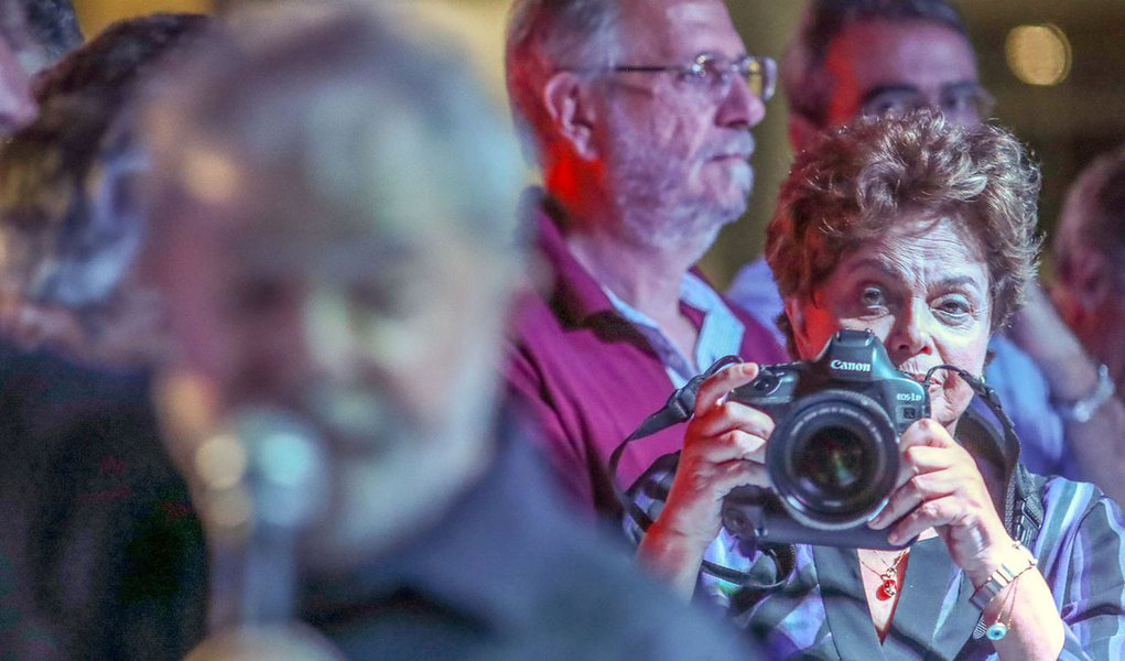 Dilma: Lula é única força que a extrema-direita teme (Foto: Ricardo Stuckert) Dilma: Lula é única força que a extrema-direita teme