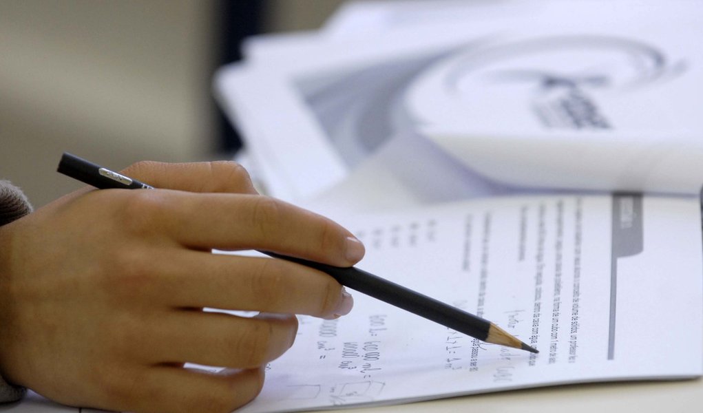 Enem deste ano terá 30 minutos a mais para provas de exatas Enem deste ano terá 30 minutos a mais para provas de exatas