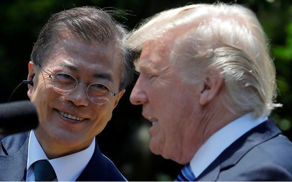 Reunião entre Coreias e Estados Unidos é possível, diz presidente da Coreia do Sul (Foto: REUTERS/Carlos Barria) Reunião entre Coreias e Estados Unidos é possível, diz presidente da Coreia do Sul