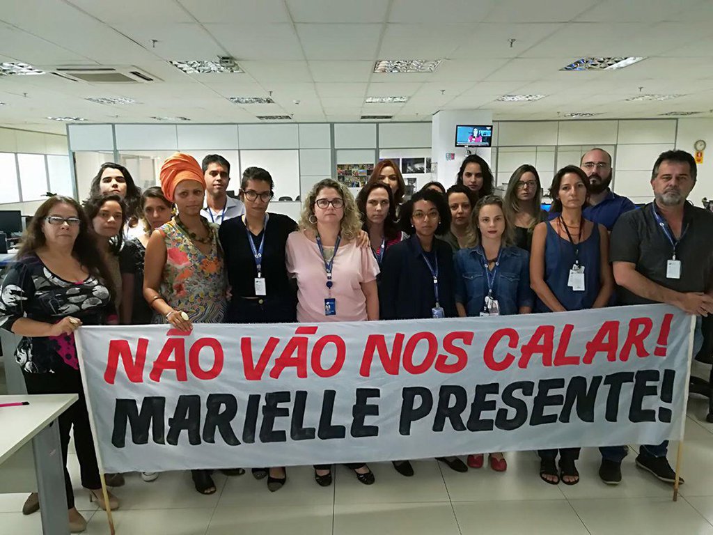 Jornalistas da EBC protestam contra restrição de cobertura do caso Marielle (Foto: Mídia Ninja) Jornalistas da EBC protestam contra restrição de cobertura do caso Marielle