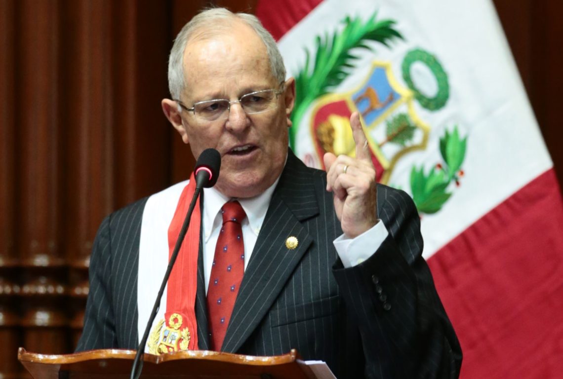 Presidente do Peru assume que usou offshore para evitar pagar impostos para os EUA Presidente do Peru assume que usou offshore para evitar pagar impostos para os EUA