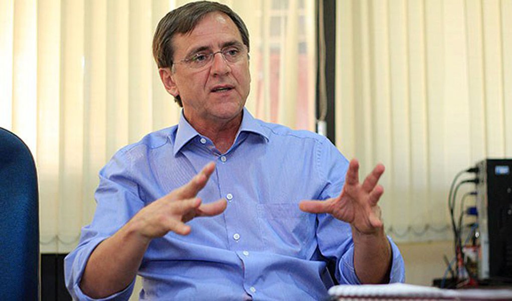 Antônio Gomide diz que PT vai lançar candidato a governador Antônio Gomide diz que PT vai lançar candidato a governador