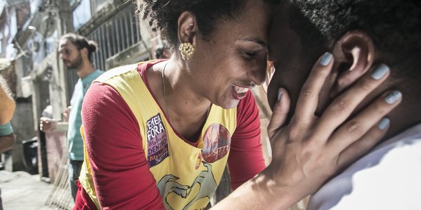 A direita quer o cadáver de Marielle A direita quer o cadáver de Marielle