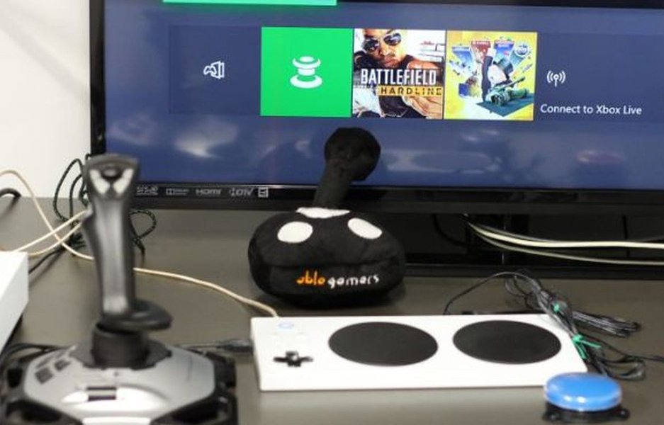 Fundação doa controles de games para hospital infantil. Por Kao Tokio Fundação doa controles de games para hospital infantil. Por Kao Tokio