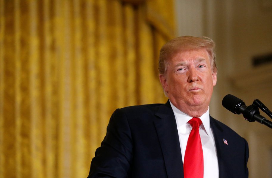 Trump diz que se expressou mal e que aceita conclusão sobre intromissão da Rússia na eleição (Foto: LEAH MILLIS) Trump diz que se expressou mal e que aceita conclusão sobre intromissão da Rússia na eleição